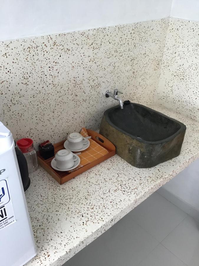 Villa Iris Homestay 乌鲁瓦图 外观 照片