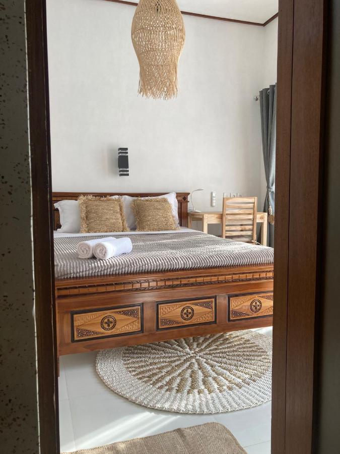 Villa Iris Homestay 乌鲁瓦图 外观 照片