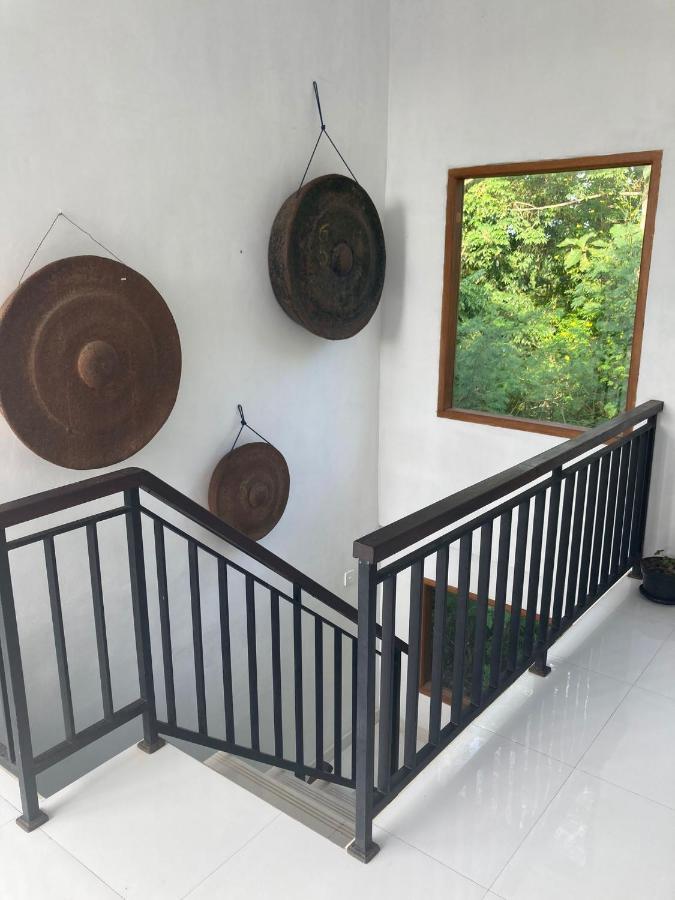 Villa Iris Homestay 乌鲁瓦图 外观 照片