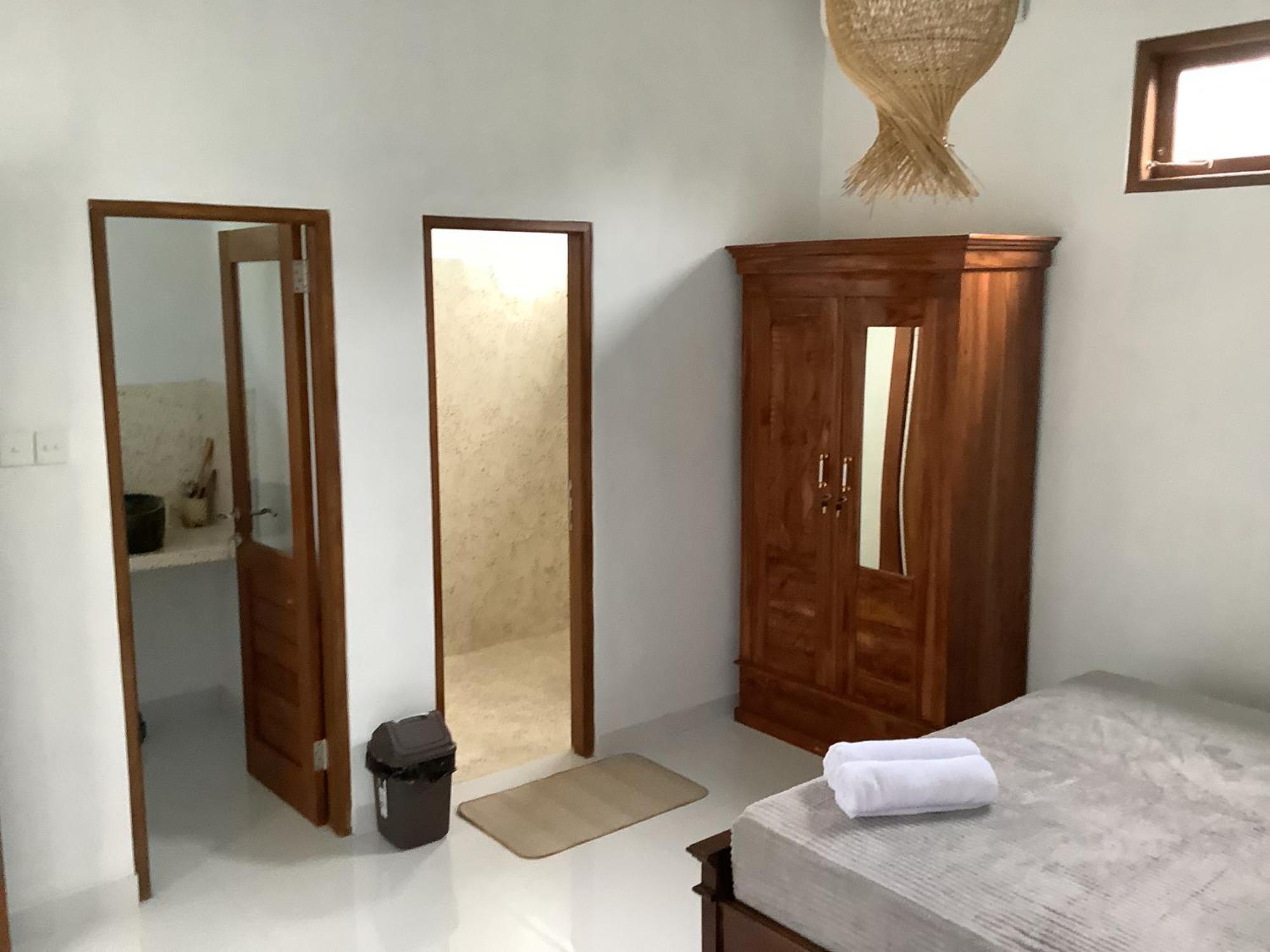 Villa Iris Homestay 乌鲁瓦图 外观 照片